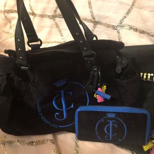 JUICY COUTURE BLUE&BLACK PURSE W/ MATCHING WALLET